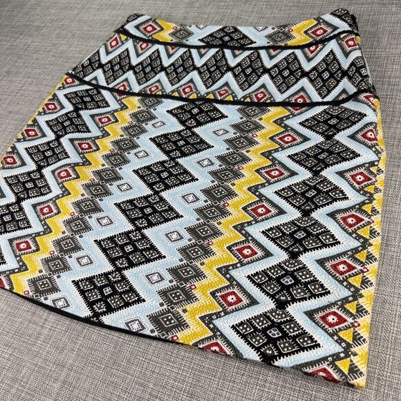 Ann Taylor Skirt Sz 0 Mini Tribal Aztec Print Black Yellow Red Side Zip Textured - Picture 1 of 14